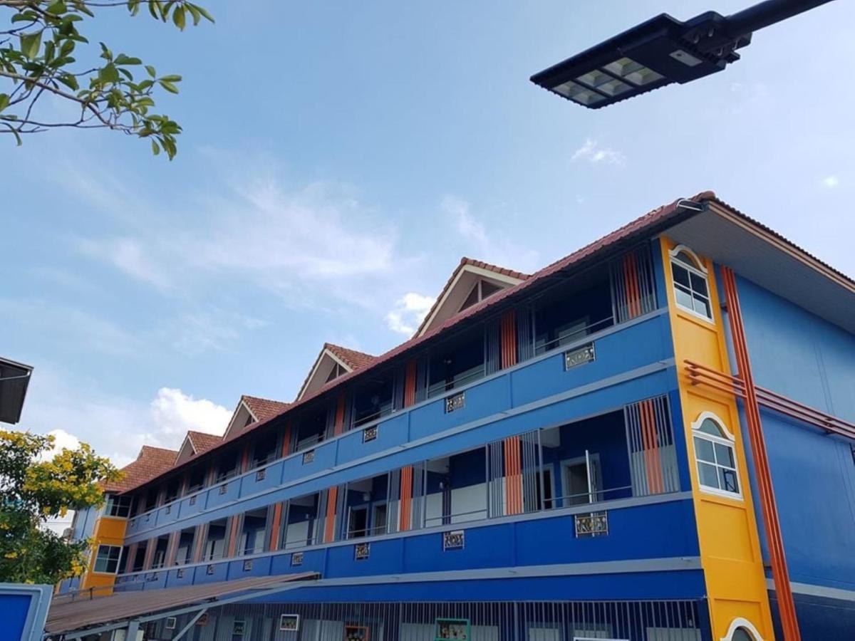 Hotel Blue Bed Pattaya Sha Ban Nong Ket Yai Exterior foto